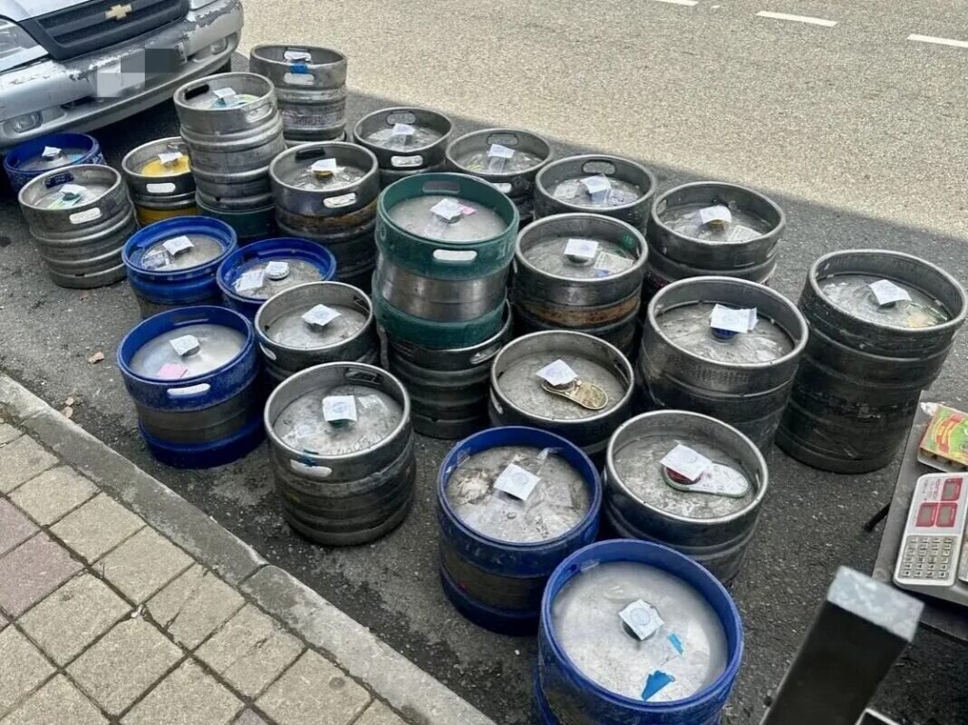 Хмельная конфискация: в Сочи 31-летняя бизнесвумен лишилась тонны пива из-за отсутствия накладных Хмельная конфискация: в Сочи 31-летняя бизнесвумен лишилась тонны пива из-за отсутствия накладных