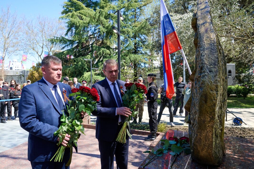 Чернобыльская боль и подвиг героев: в Сочи почтили память ликвидаторов аварии в 40-ю годовщину трагедии Чернобыльская боль и подвиг героев: в Сочи почтили память ликвидаторов аварии в 40-ю годовщину трагедии