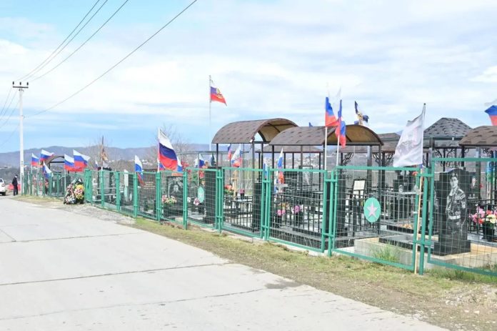 В Сочи проверили санитарное состояние Барановского кладбища