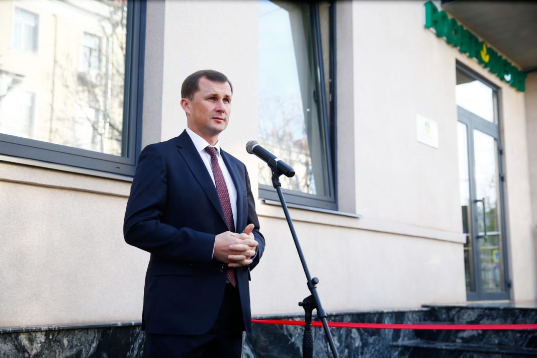 У вице-губернатора Коробки при обыске изъяли 7 млн евро, 4 млн долларов и 31 млн рублей