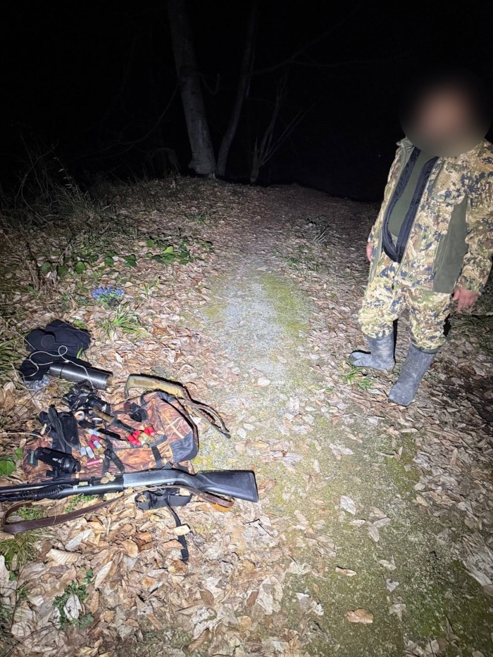 Ночь с ружьем и тепловизором: браконьеру не удалось скрыться от инспекторов Сочинского парка