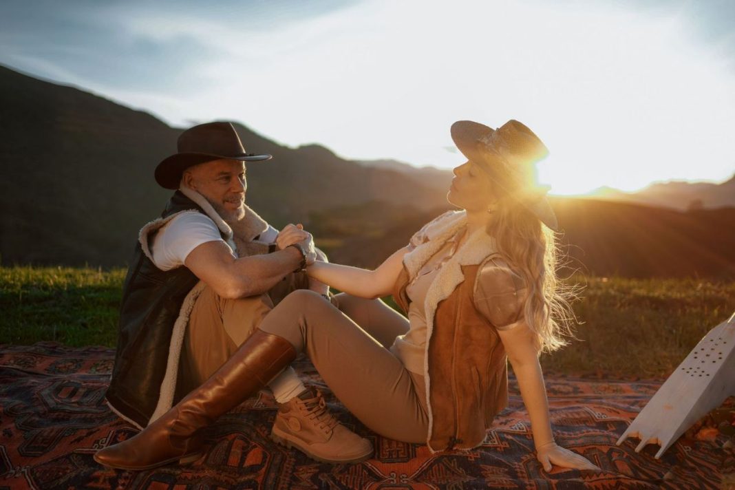 Семью Газманова понесло течением после прыжка со скалы в ущелье Сочи