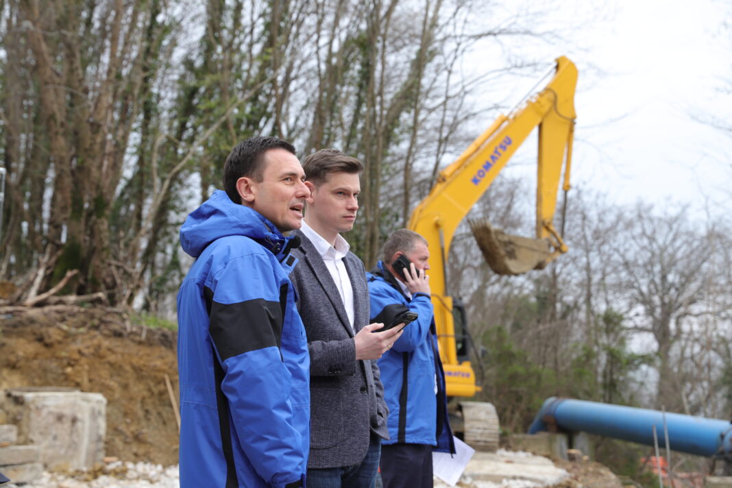 Денис Котиков: социальные гарантии и поддержка коллектива — важная часть работы Сочинского Водоканала Денис Котиков: социальные гарантии и поддержка коллектива — важная часть работы Сочинского Водоканала