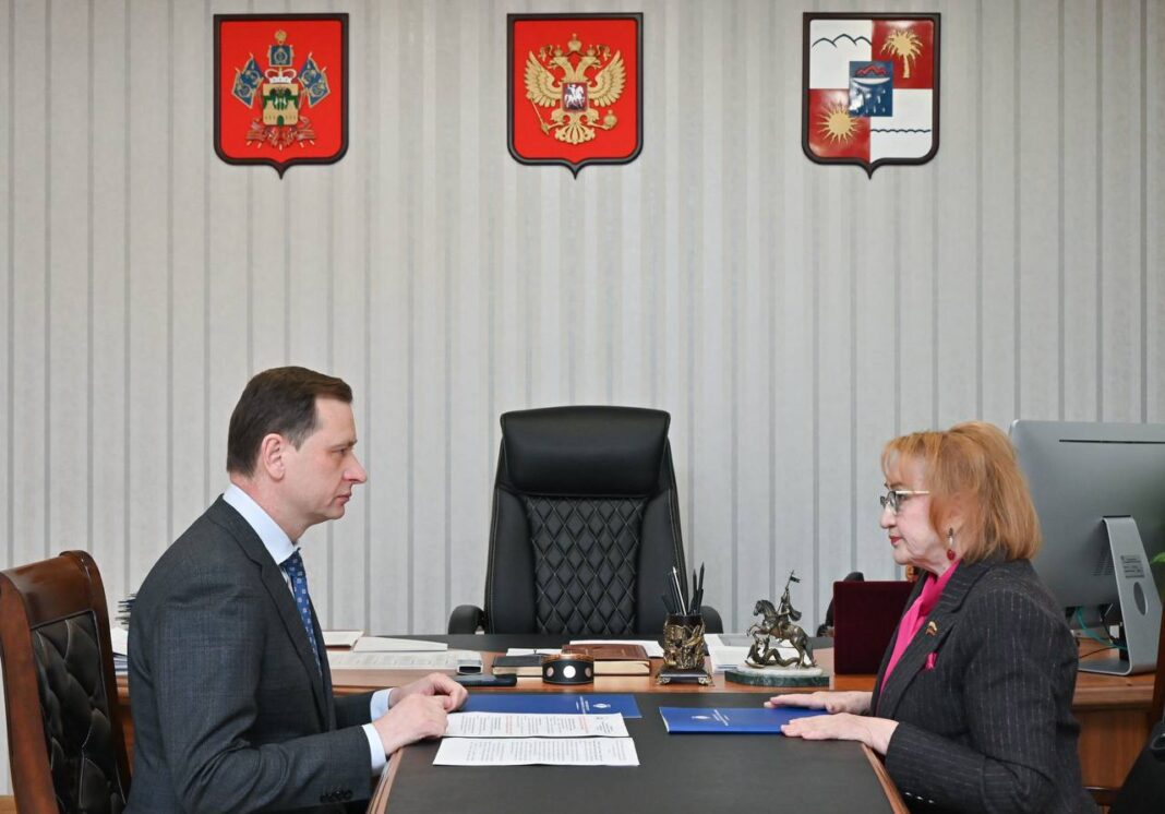 Мэр Сочи и глава Общественной палаты обсудили развитие гражданского общества и поддержку участников СВО Мэр Сочи и глава Общественной палаты обсудили развитие гражданского общества и поддержку участников СВО