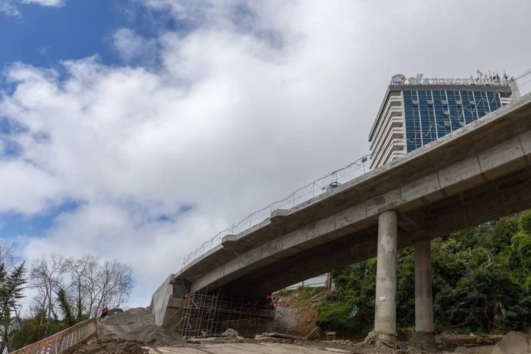 В Сочи на обходе Адлера начались буровые работы на западном портале