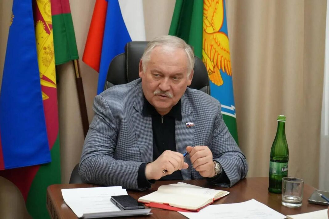 Депутат Константин Затулин провёл приём жителей в Апшеронском районе Депутат Константин Затулин провёл приём жителей в Апшеронском районе