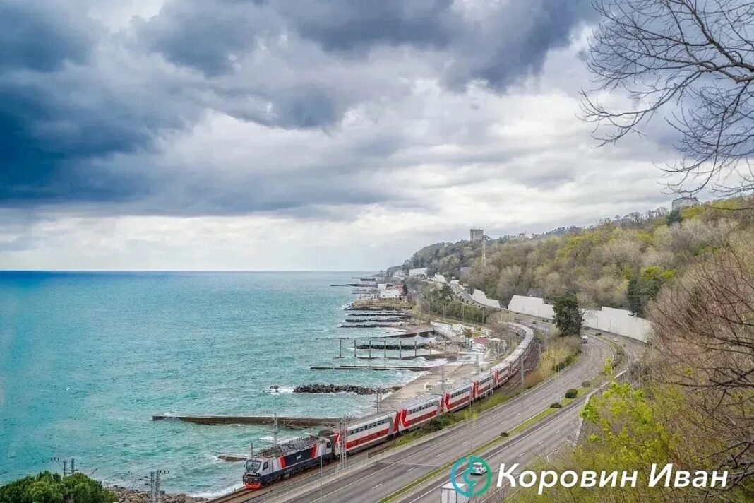 Сочинский транспорт и дороги попали в объектив: названы имена победителей городского фотофестиваля Сочинский транспорт и дороги попали в объектив: названы имена победителей городского фотофестиваля