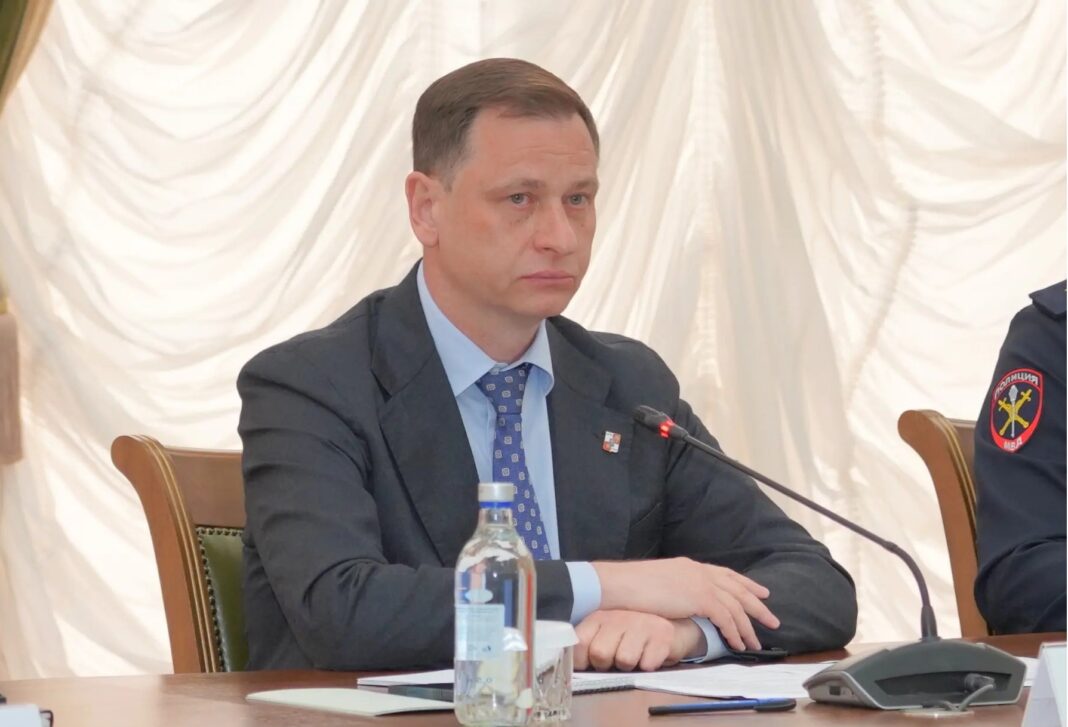 Андрей Прошунин провёл заседание оперштаба по подготовке Сочи к летнему сезону Андрей Прошунин провёл заседание оперштаба по подготовке Сочи к летнему сезону