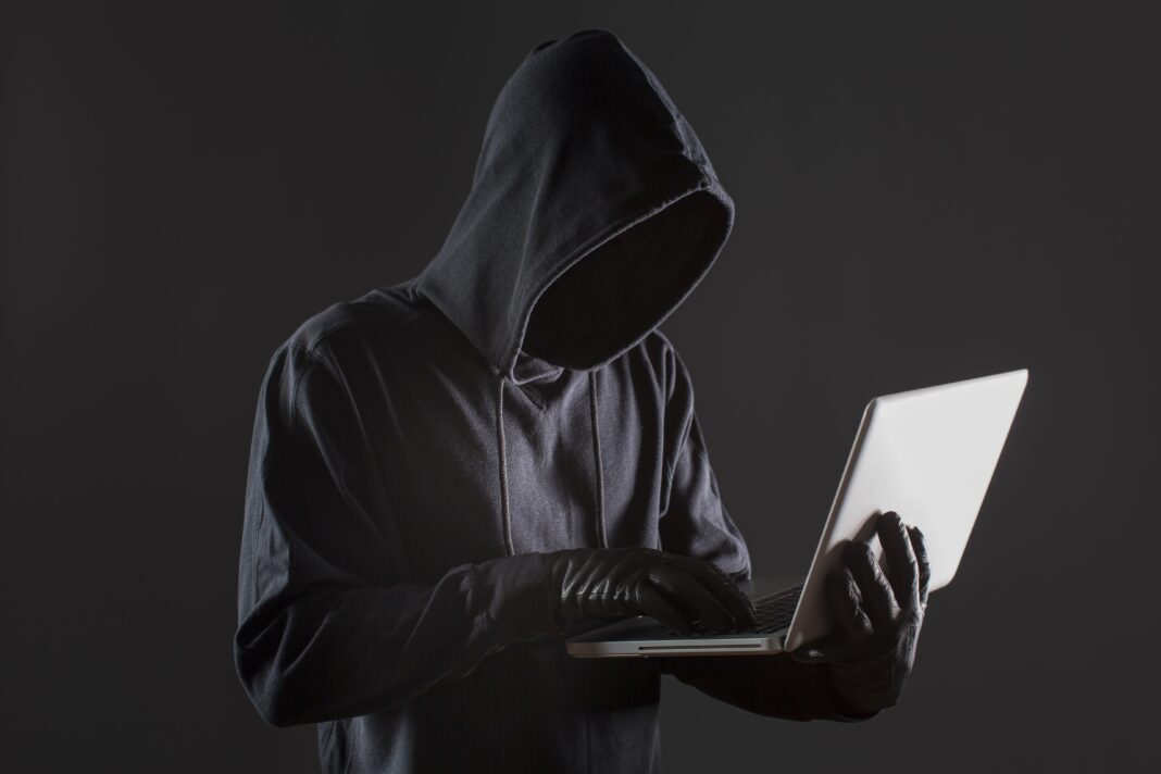 В Сочи с начала года отмечено свыше 4,5 тысяч случаев IT-мошенничества с применением ИИ В Сочи с начала года отмечено свыше 4,5 тысяч случаев IT-мошенничества с применением ИИ