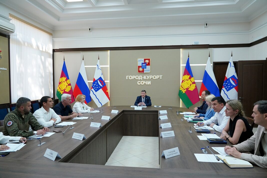 Надежный тыл Сочи: городская поддержка семей героев СВО достигла 97 миллионов Надежный тыл Сочи: городская поддержка семей героев СВО достигла 97 миллионов