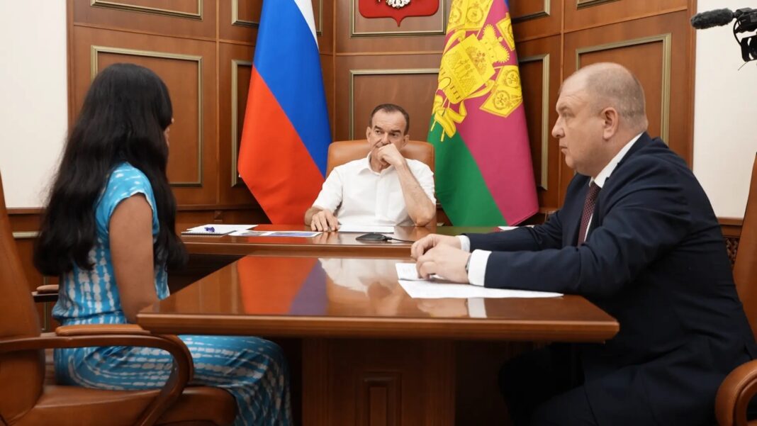 Водоснабжение, медицина и расчистка рек: Вениамин Кондратьев провёл приём граждан Водоснабжение, медицина и расчистка рек: Вениамин Кондратьев провёл приём граждан