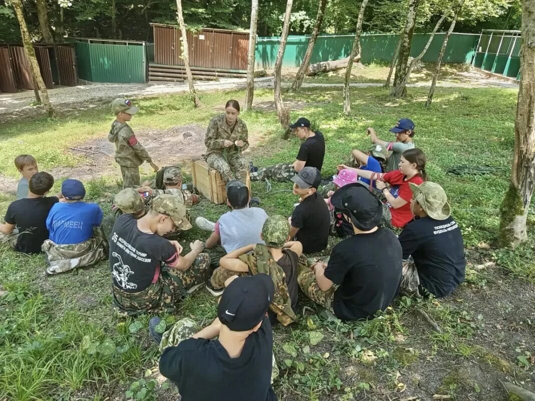 От тактической медицины до переправ через реку: в Сочи прошли военно-полевые сборы От тактической медицины до переправ через реку: в Сочи прошли военно-полевые сборы