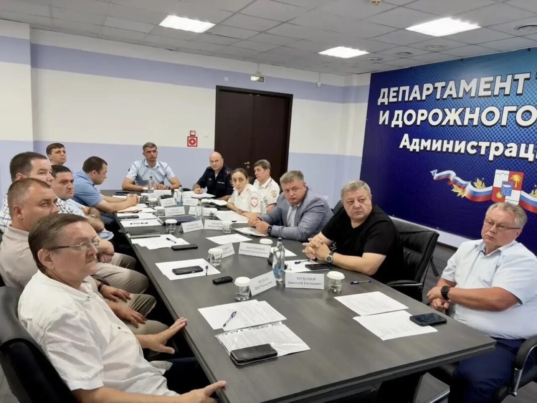 В Сочи обсудили меры по снижению аварийности после роста числа погибших в ДТП В Сочи обсудили меры по снижению аварийности после роста числа погибших в ДТП