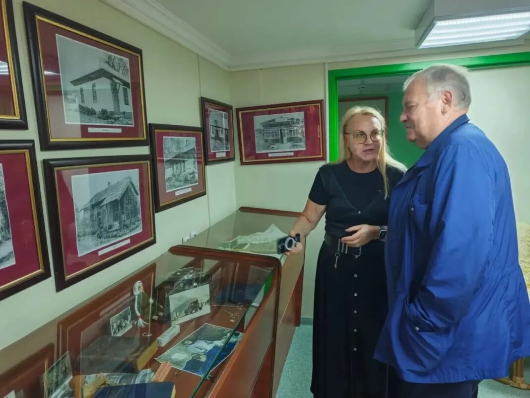 Константин Затулин посетил Красную Поляну в Сочи и встретился с коллективом городской больницы №8 Константин Затулин посетил Красную Поляну в Сочи и встретился с коллективом городской больницы №8