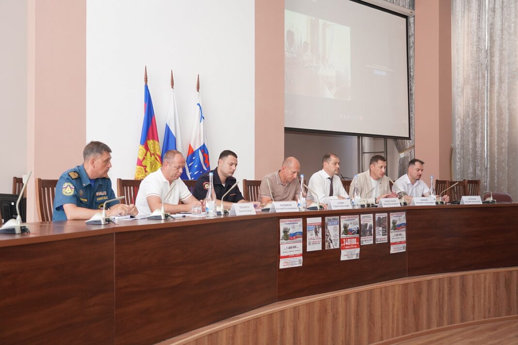 На пляжах Сочи ввели новый регламент безопасности при угрозе БПЛА На пляжах Сочи ввели новый регламент безопасности при угрозе БПЛА