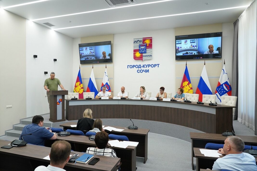 В Сочи в 2026 году планируют трудоустроить более четырех тысяч подростков В Сочи в 2026 году планируют трудоустроить более четырех тысяч подростков