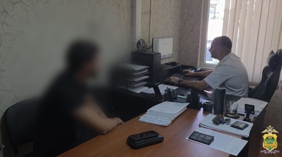 В Сочи полицейские привлекли к ответственности водителя «Газели» за выброс строймусора В Сочи полицейские привлекли к ответственности водителя «Газели» за выброс строймусора