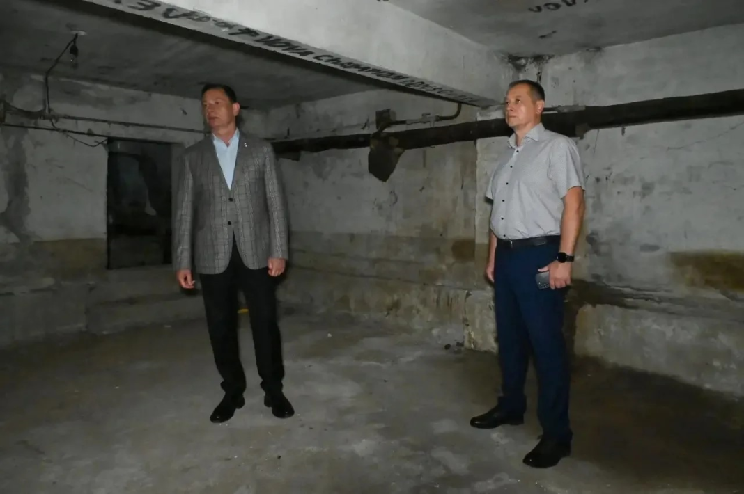 В Сочи проверили укрытие в доме на Армавирской после жалобы в соцсетях В Сочи проверили укрытие в доме на Армавирской после жалобы в соцсетях