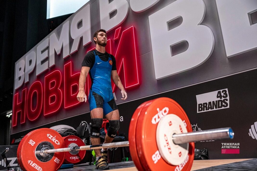 Сочинский тяжелоатлет Альберт Шарков в пятый раз стал чемпионом России Сочинский тяжелоатлет Альберт Шарков в пятый раз стал чемпионом России
