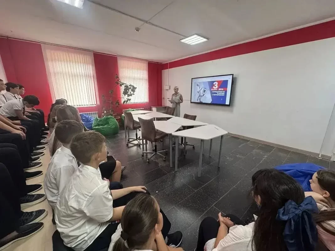 Сочи вспоминает жертв теракта в Беслане: в городе пройдут памятные мероприятия Сочи вспоминает жертв теракта в Беслане: в городе пройдут памятные мероприятия