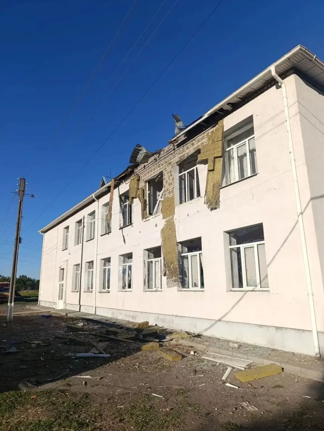 В Запорожской области сообщили об ударе по действующей школе В Запорожской области сообщили об ударе по действующей школе